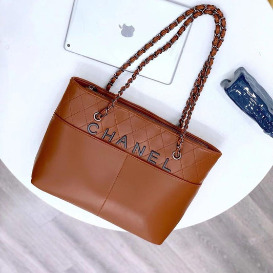 Chanel Ladies Bag – Timeless Elegance, Effortless Style