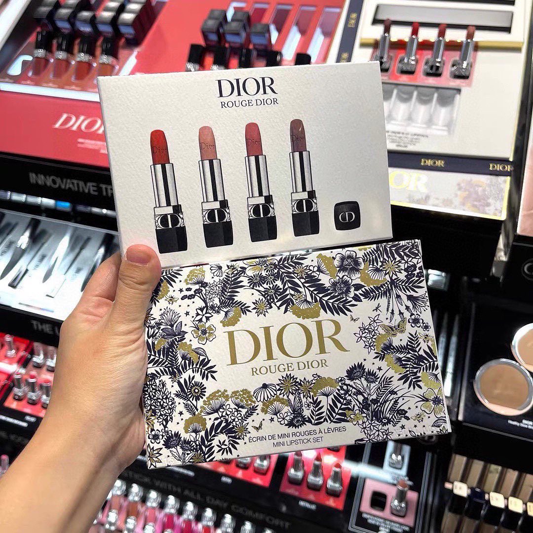Dior 4-Piece Mini Lipstick Set (1.5gx4) ā Elegance in Every Shade