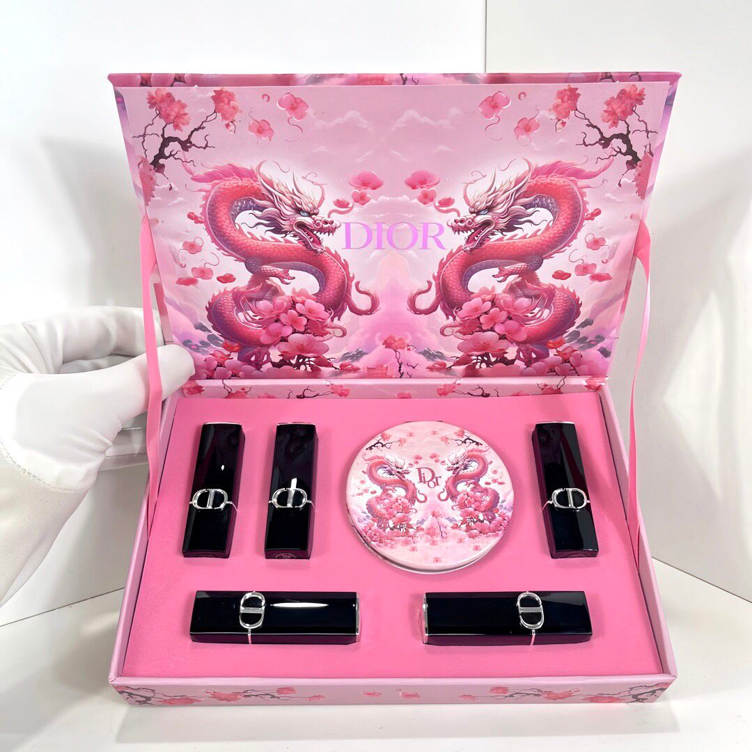 Dior Lipstick 5-Piece Set ā 5 Unique Shades, 5 Exquisite Box Designs
