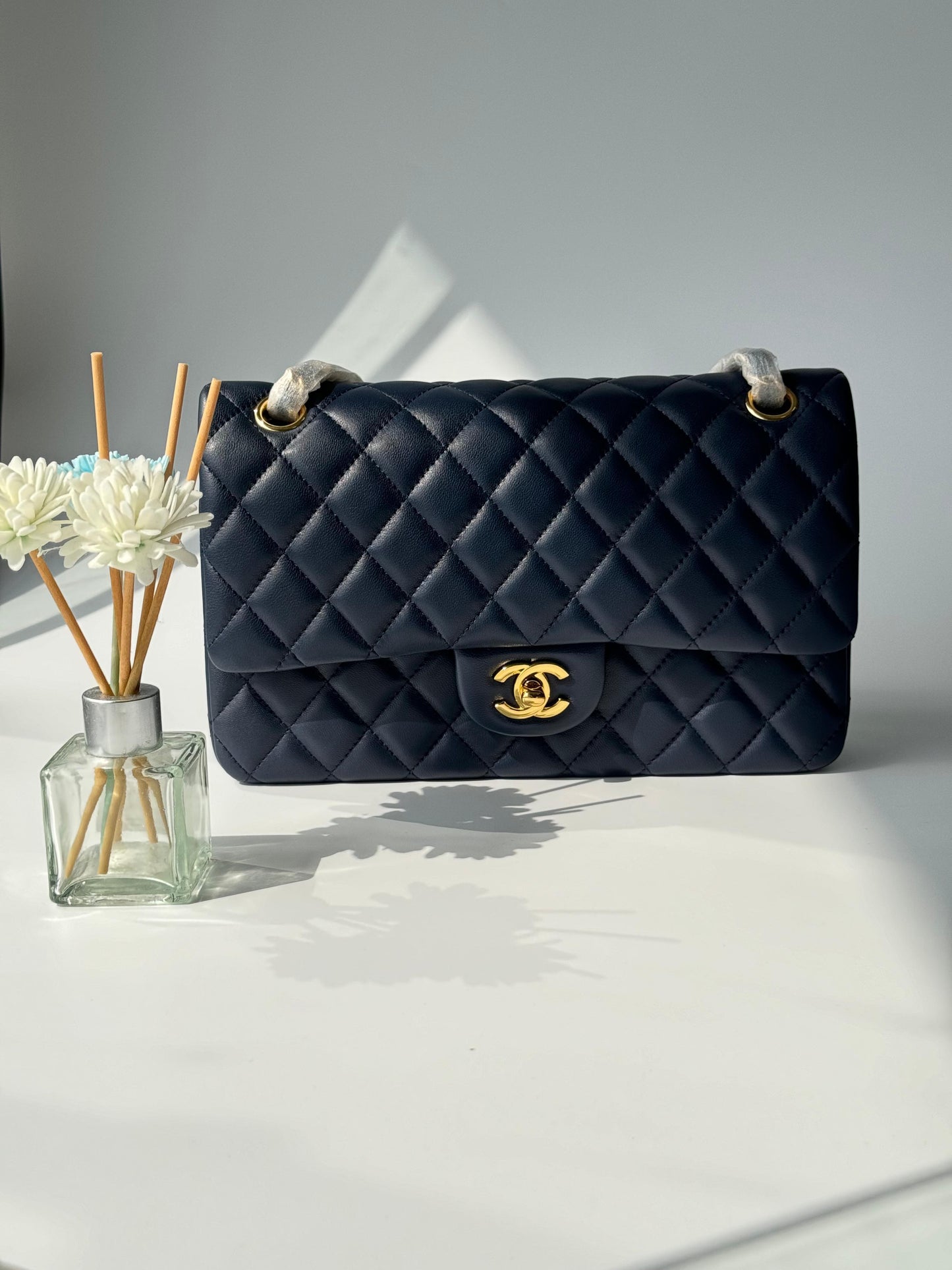 Chanel Timeless Ladies Handbag for the Modern Sophisticate